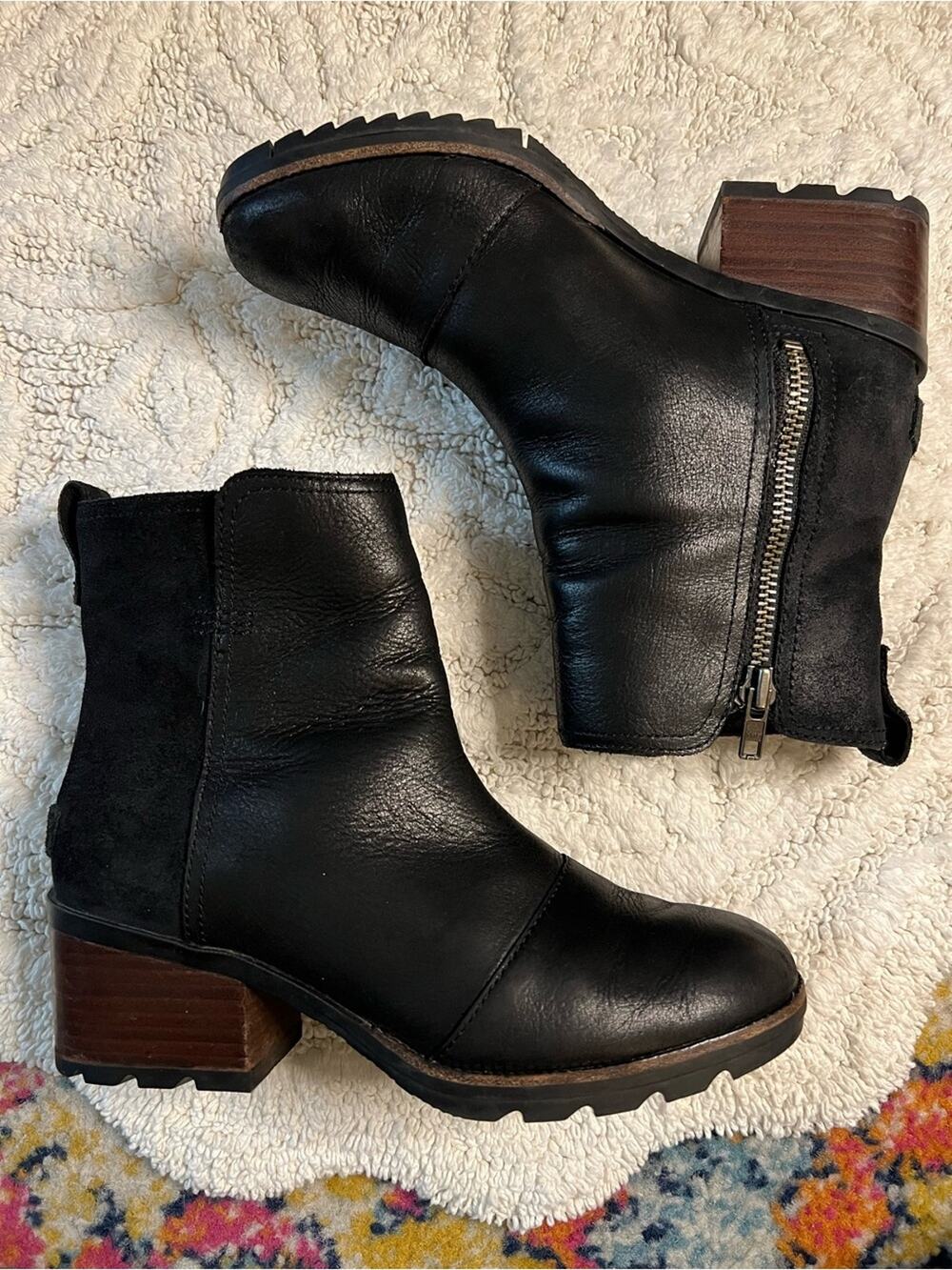 Sorel Cate Waterproof Leather Boots Booties Size 7.5 Black Side Zip Block Heel